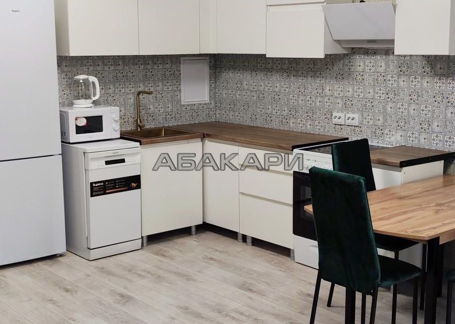Сдаётся 3-комнатная квартира, 76 м²