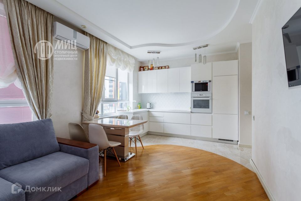 Продаётся 3-комнатная квартира, 60 м²