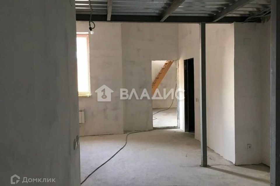 Продаётся 5-комнатная квартира, 157.3 м²