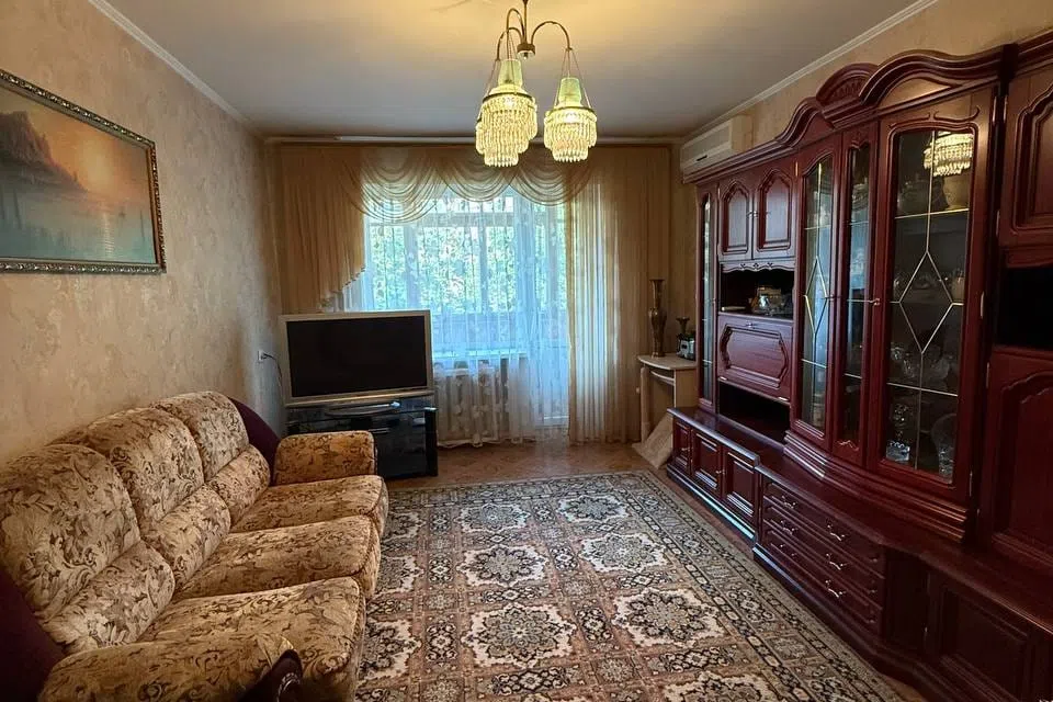 Продаётся 3-комнатная квартира, 58 м²