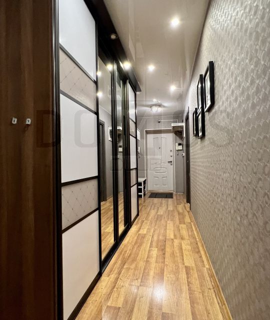 Продаётся 2-комнатная квартира, 63.7 м²