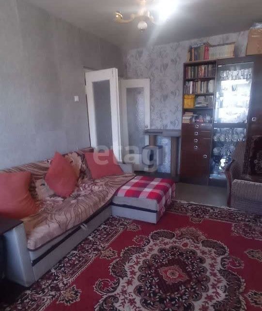 Продаётся 4-комнатная квартира, 75 м²