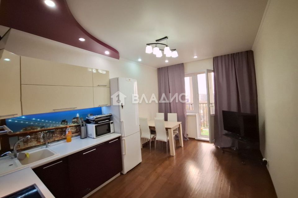 Сдаётся 3-комнатная квартира, 73.8 м²