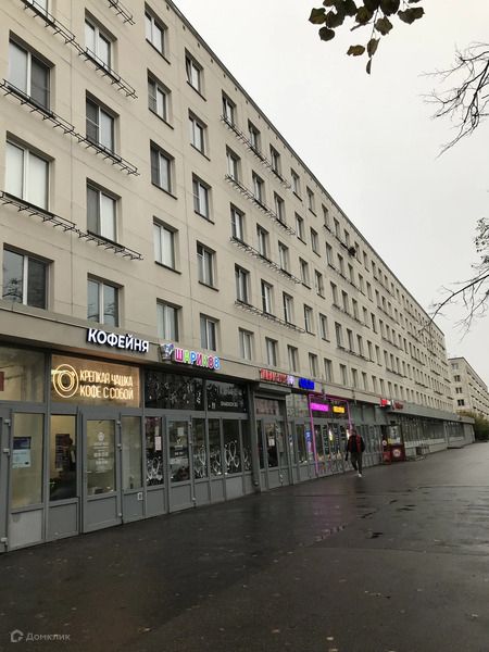 Продаётся 4-комнатная квартира, 48.5 м²