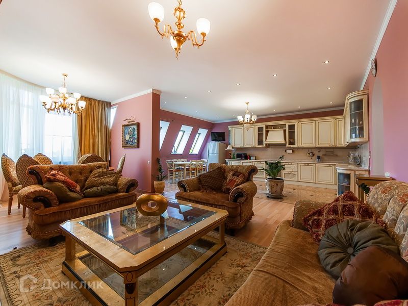 Сдаётся 5-комнатная квартира, 310 м²