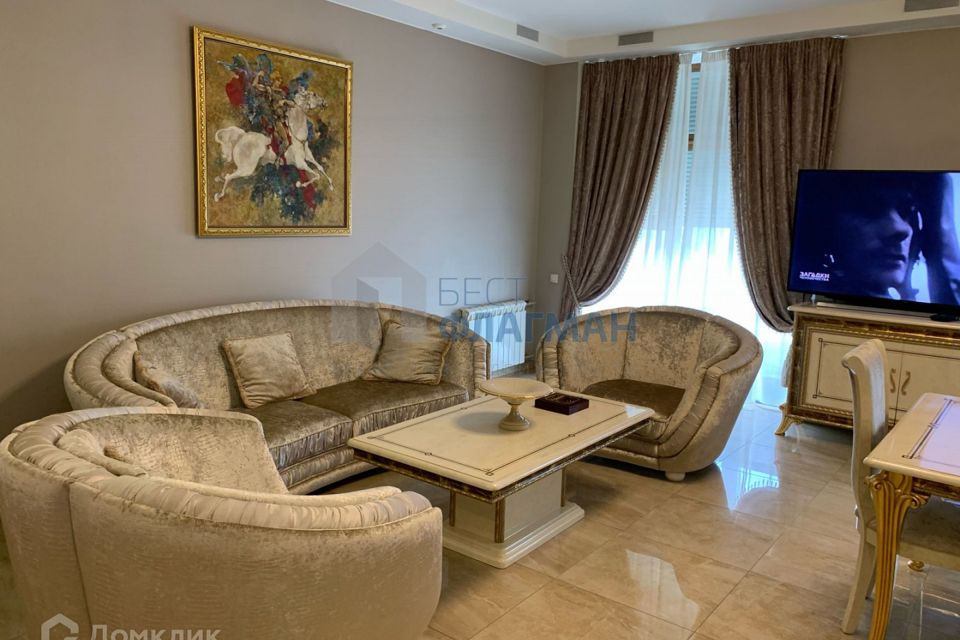 Продаётся 3-комнатная квартира, 101 м²
