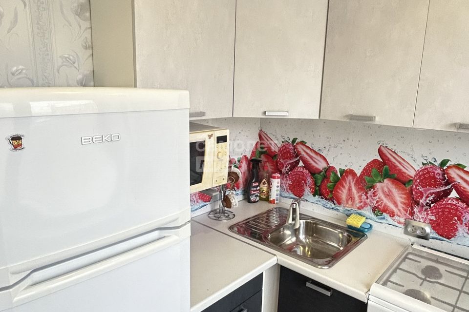 Продаётся 3-комнатная квартира, 62.8 м²