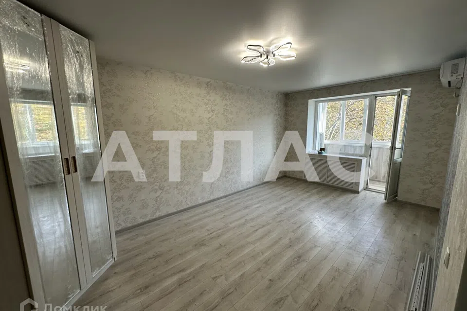 Продаётся 2-комнатная квартира, 42.8 м²