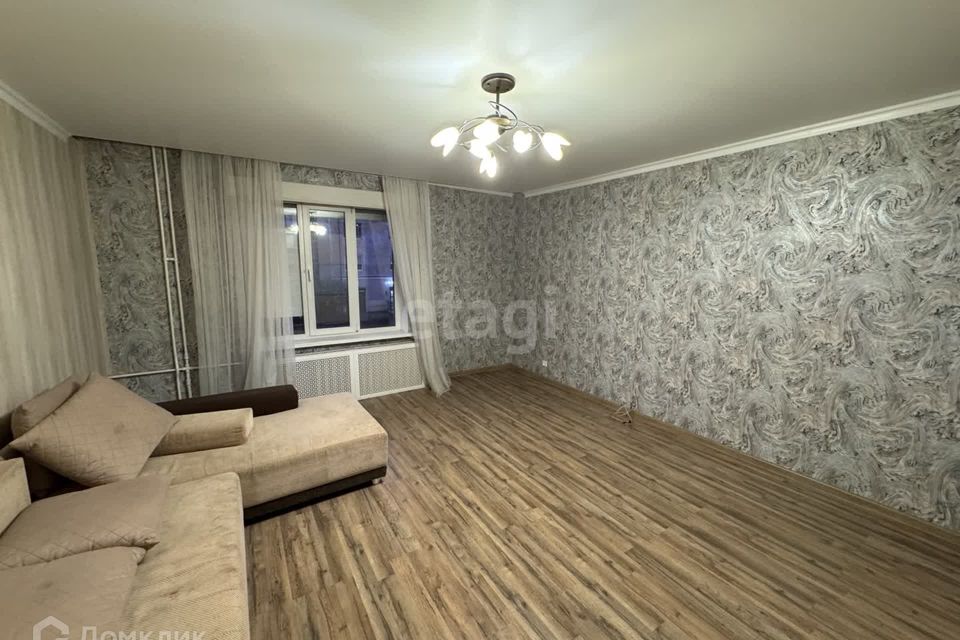 Продаётся 3-комнатная квартира, 79.9 м²