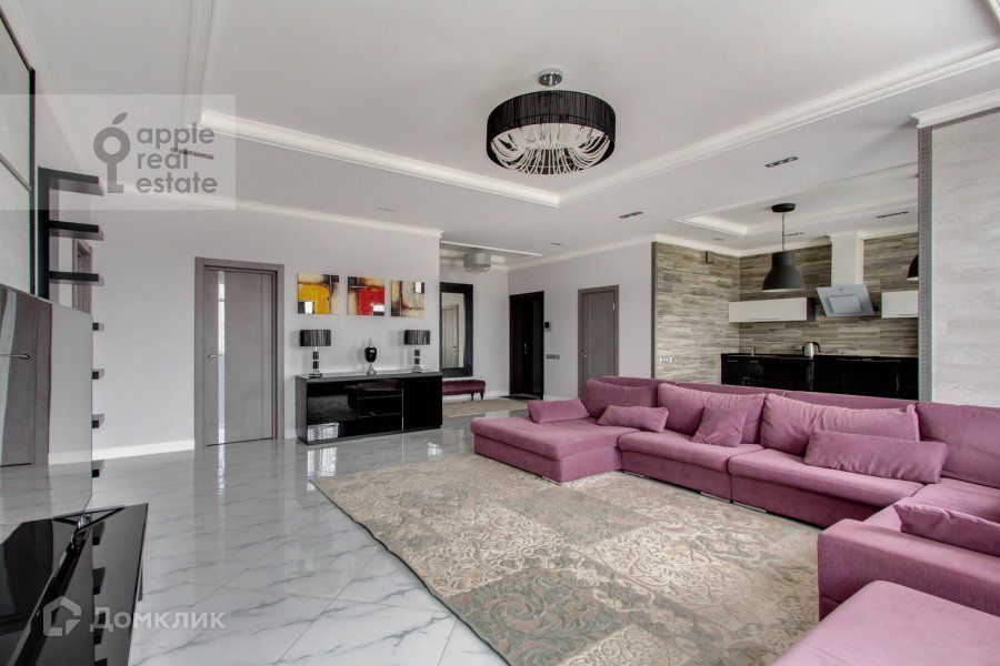 Сдаётся 4-комнатная квартира, 165 м²