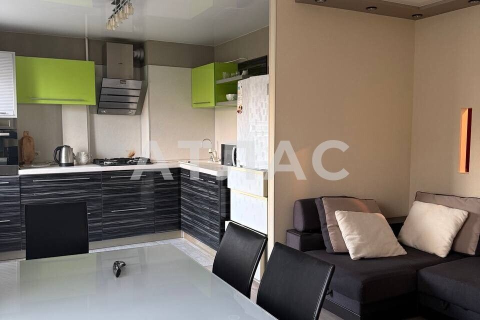 Продаётся 2-комнатная квартира, 48.5 м²