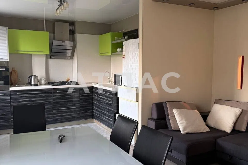 Продаётся 2-комнатная квартира, 48.5 м²