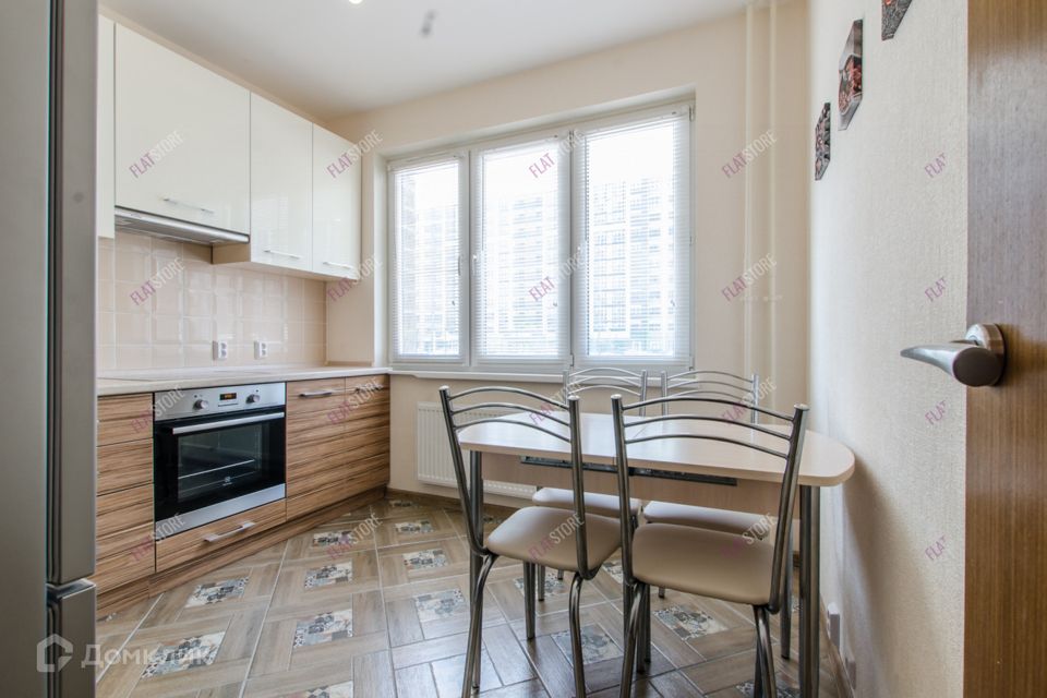 Сдаётся 1-комнатная квартира, 37 м²
