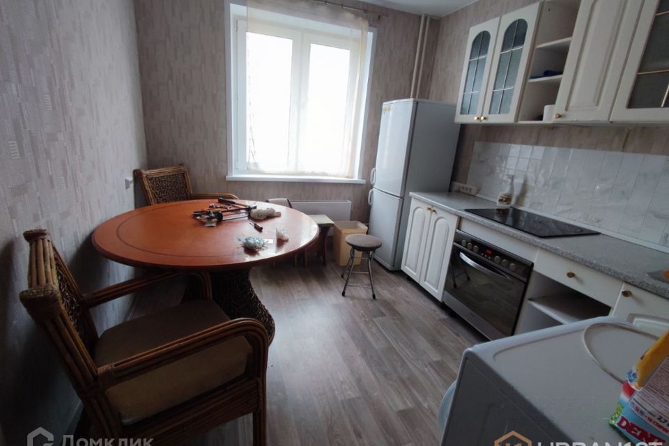 Сдаётся 2-комнатная квартира, 64 м²