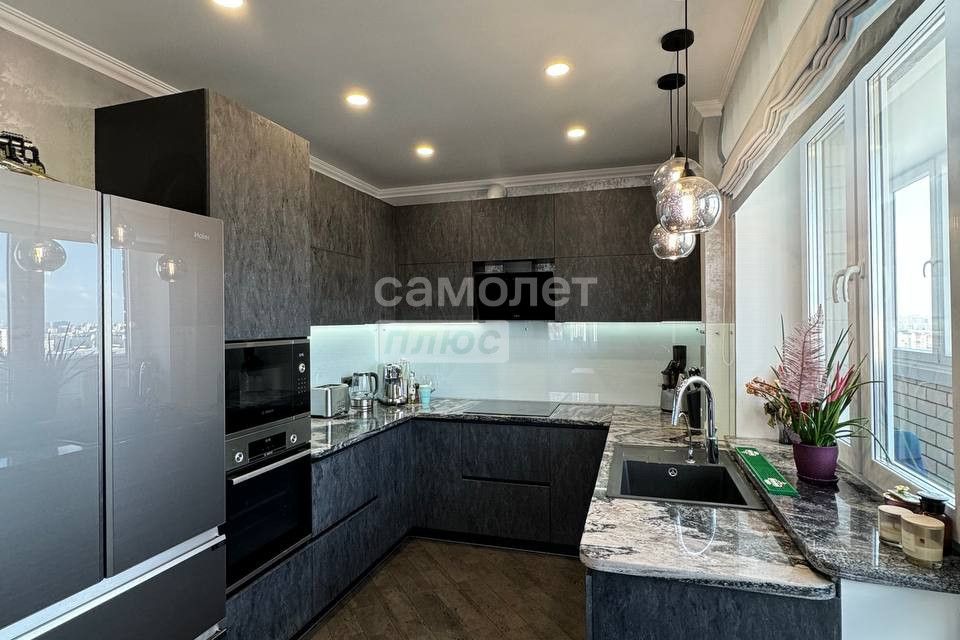 Продаётся 3-комнатная квартира, 90 м²