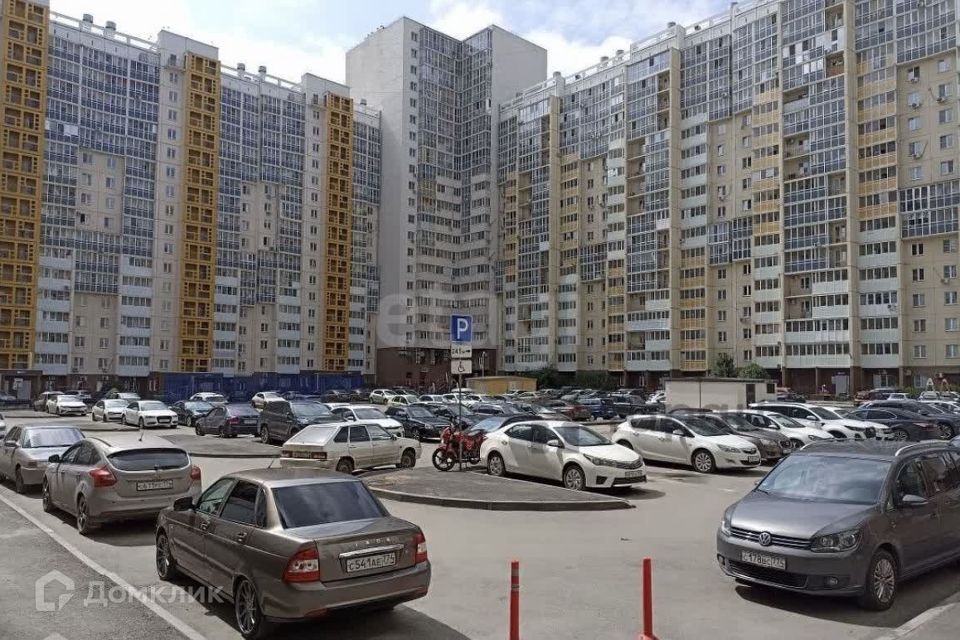 Продаётся 1-комнатная квартира, 42.5 м²