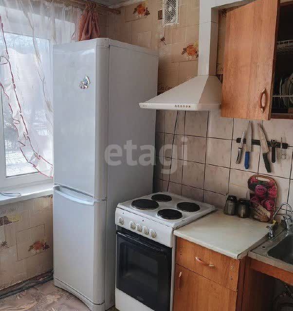 Продаётся 4-комнатная квартира, 60.3 м²