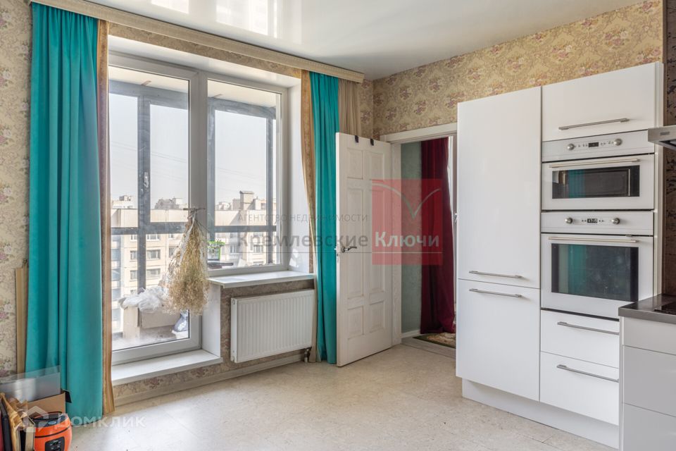 Продаётся 3-комнатная квартира, 103.7 м²