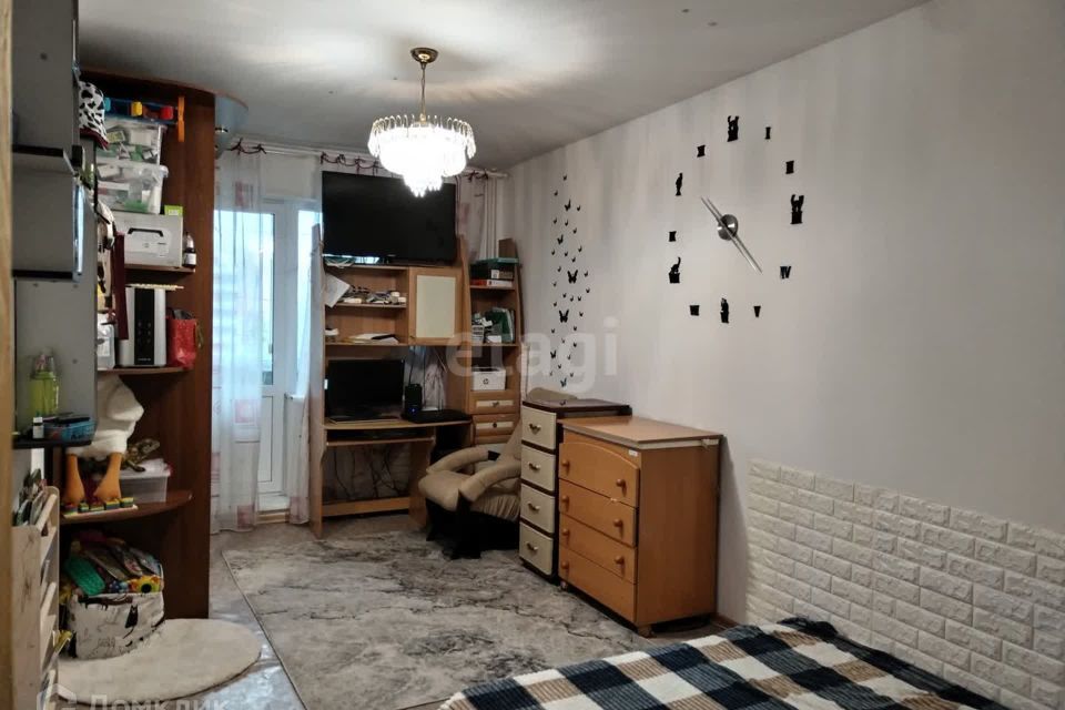 Продаётся 4-комнатная квартира, 82.6 м²