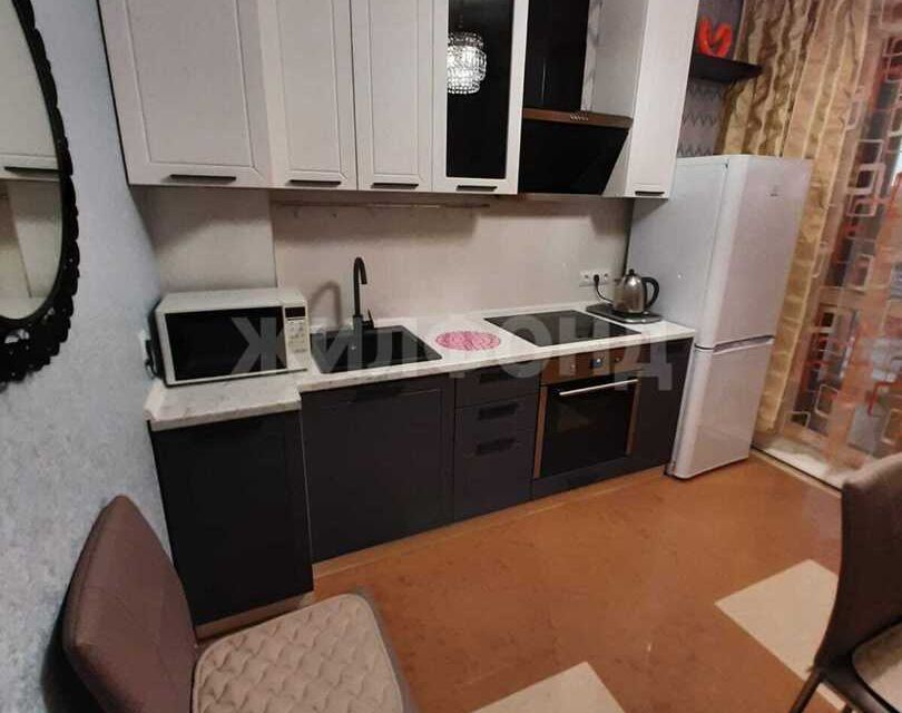 Сдаётся 1-комнатная квартира, 40 м²