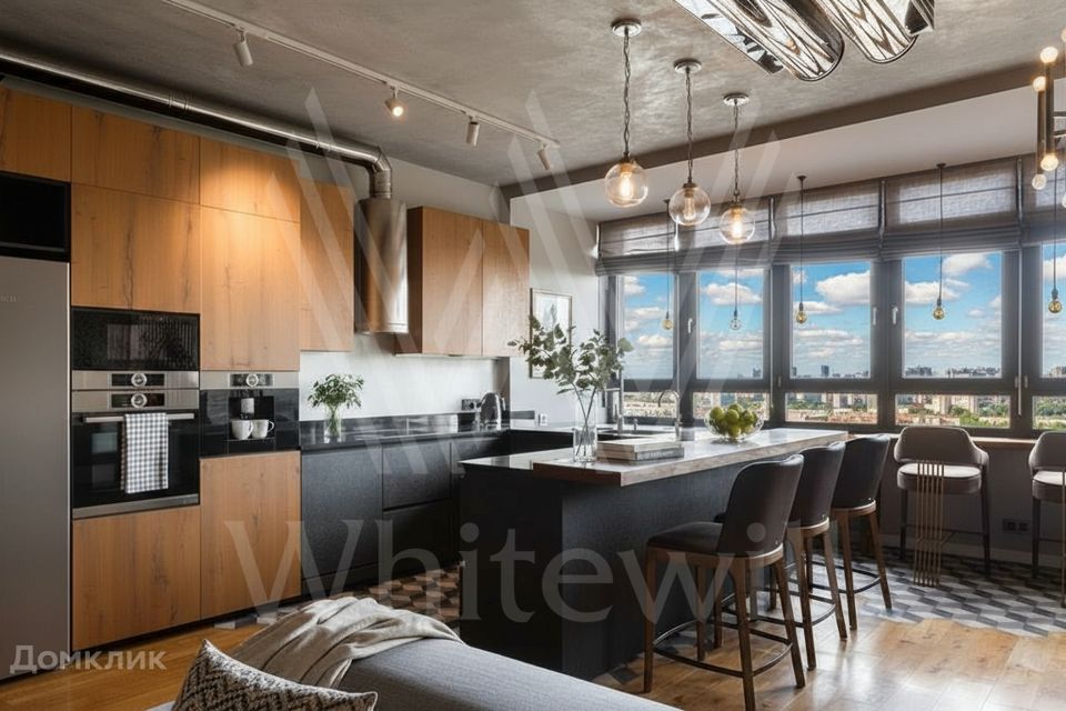 Продаётся 3-комнатная квартира, 116 м²