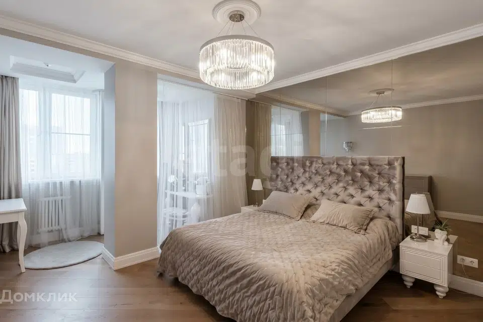 Продаётся 4-комнатная квартира, 118 м²