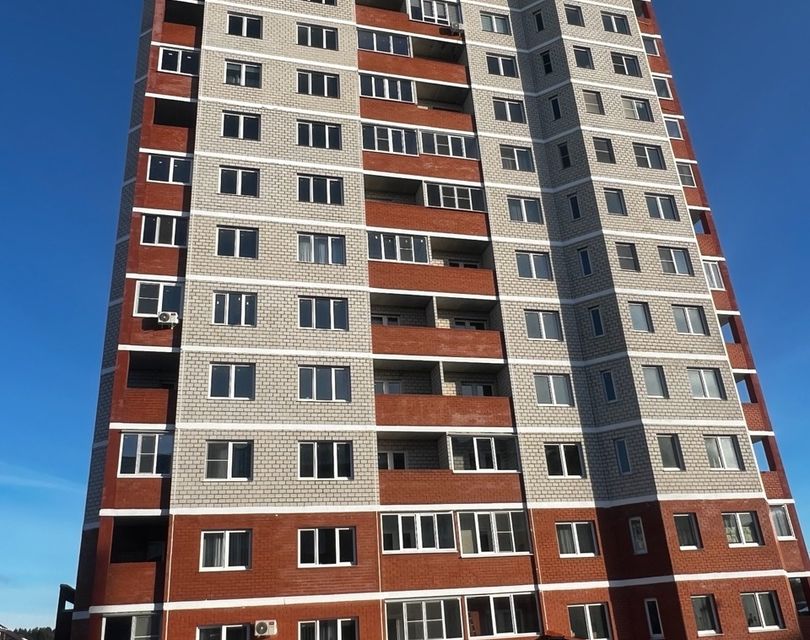 Продаётся 2-комнатная квартира, 65.3 м²