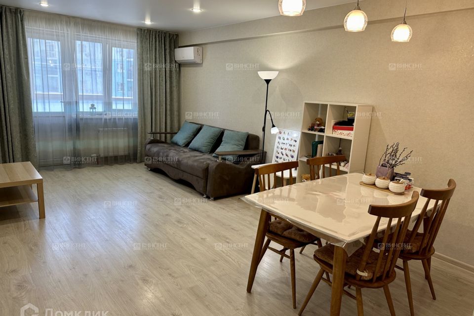 Продаётся 2-комнатная квартира, 56 м²