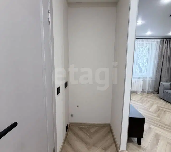 Продаётся 1-комнатная квартира, 38 м²