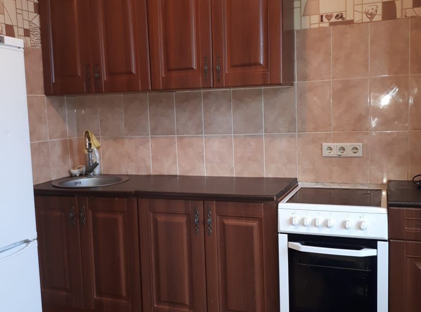 Сдаётся 1-комнатная квартира, 42 м²