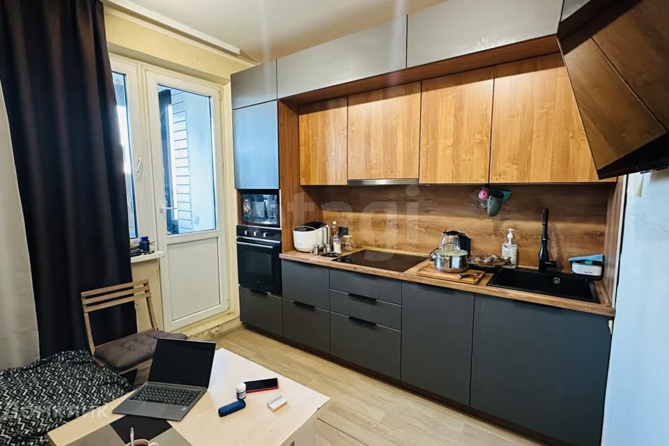 Продаётся 1-комнатная квартира, 43 м²