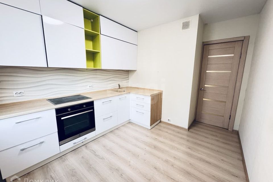 Продаётся 3-комнатная квартира, 65.8 м²
