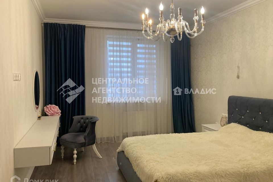 Сдаётся 4-комнатная квартира, 110 м²