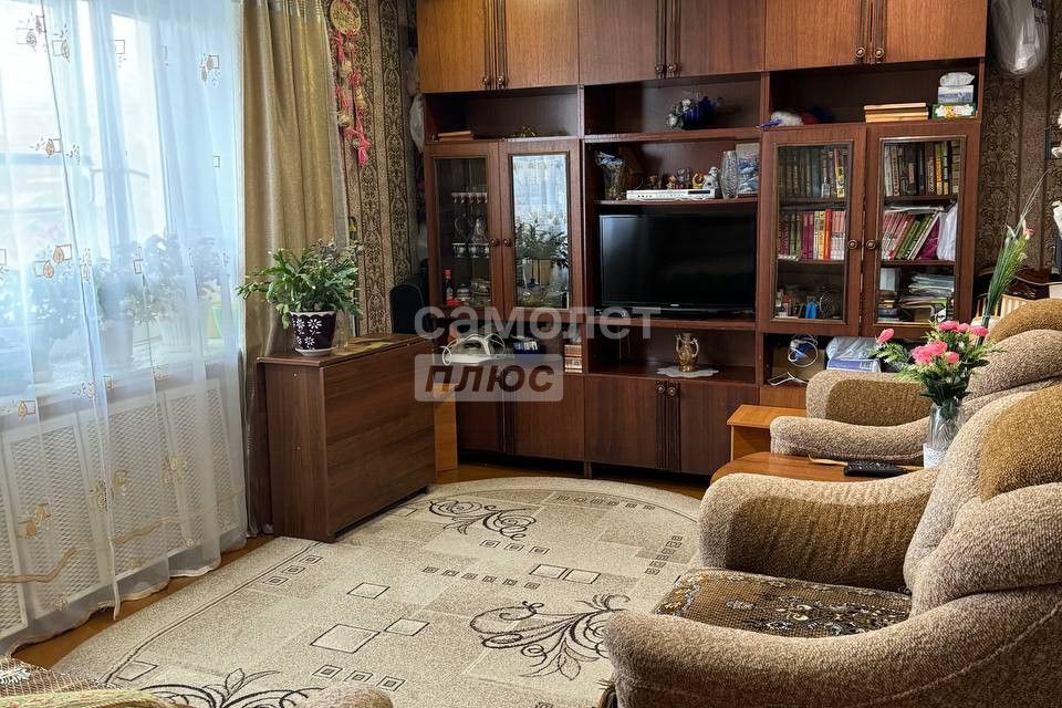 Продаётся 2-комнатная квартира, 40.7 м²