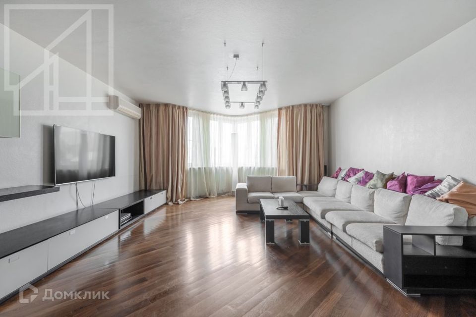 Сдаётся 3-комнатная квартира, 100 м²