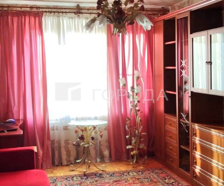 Продаётся 3-комнатная квартира, 49.1 м²