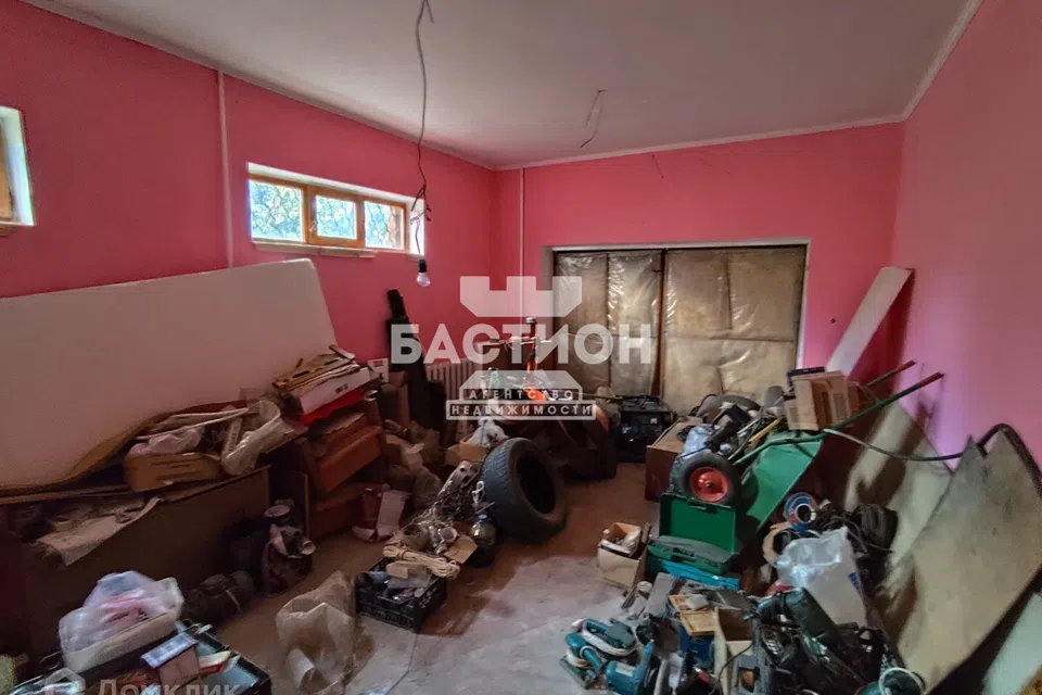 Продаётся 3-этажный дом, 360 м²