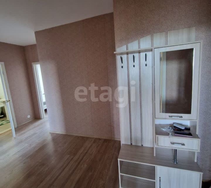 Сдаётся 2-комнатная квартира, 66 м²