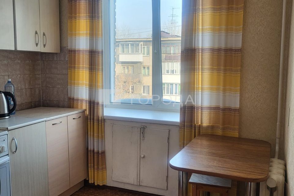 Продаётся 3-комнатная квартира, 57.6 м²