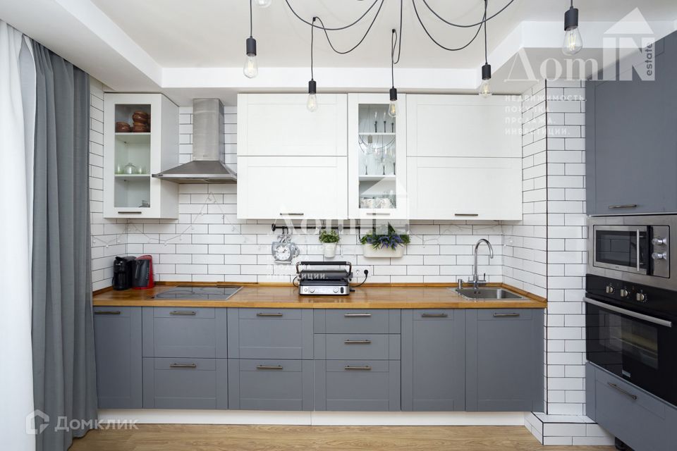Продаётся 3-комнатная квартира, 77.2 м²