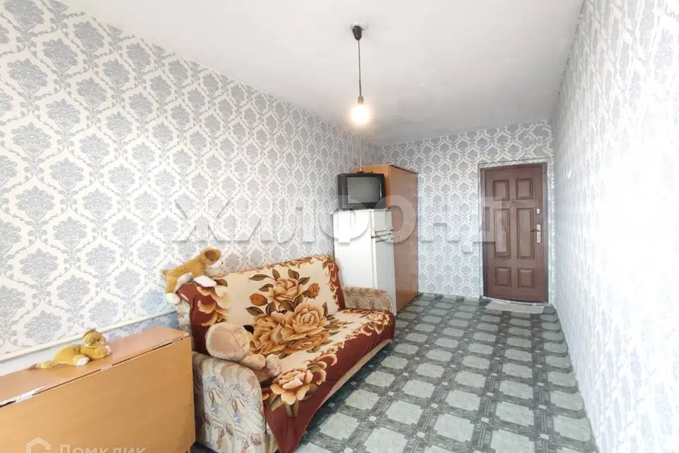 Продаётся комната в 5-комн. квартире, 13.6 м²