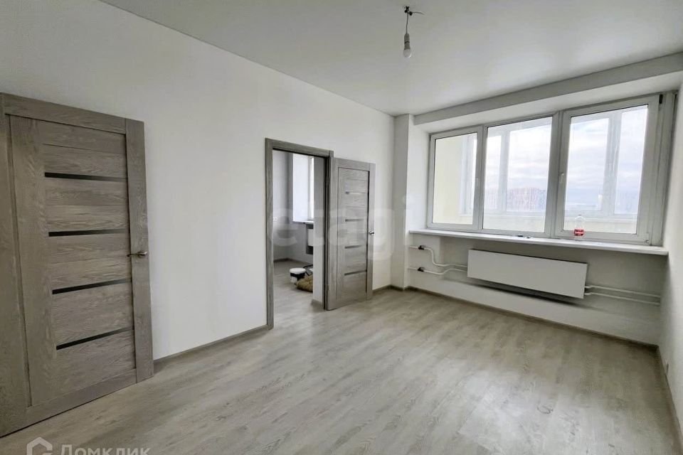 Продаётся 2-комнатная квартира, 63.8 м²