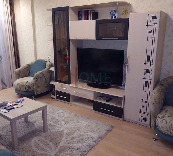 Сдаётся 1-комнатная квартира, 55 м²