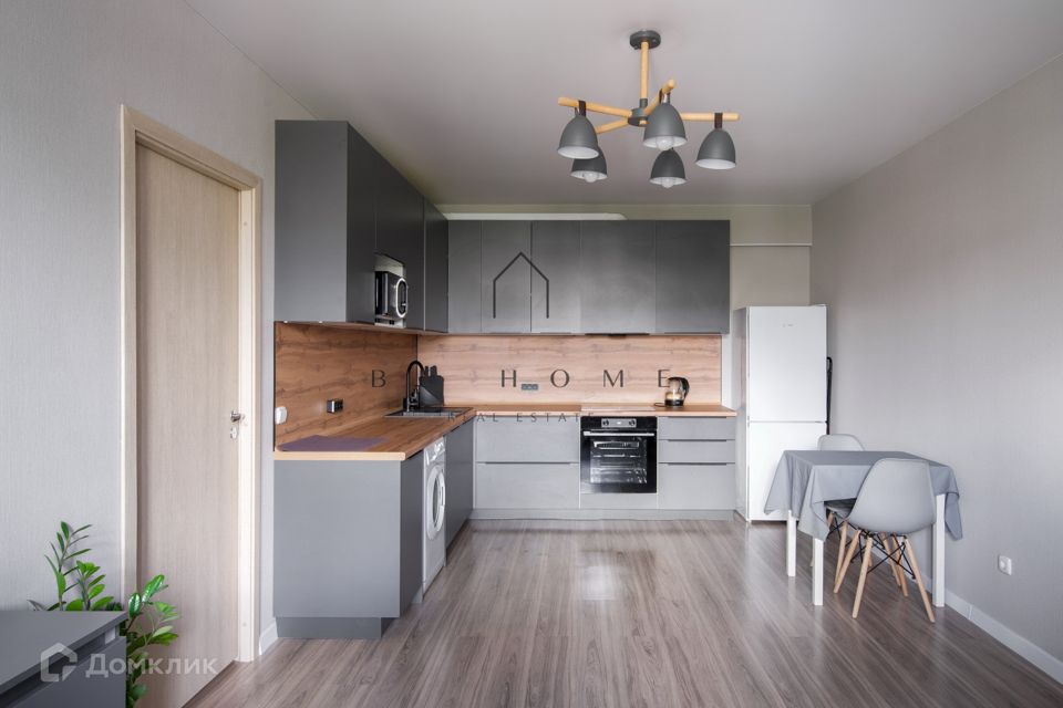 Сдаётся 1-комнатная квартира, 42 м²