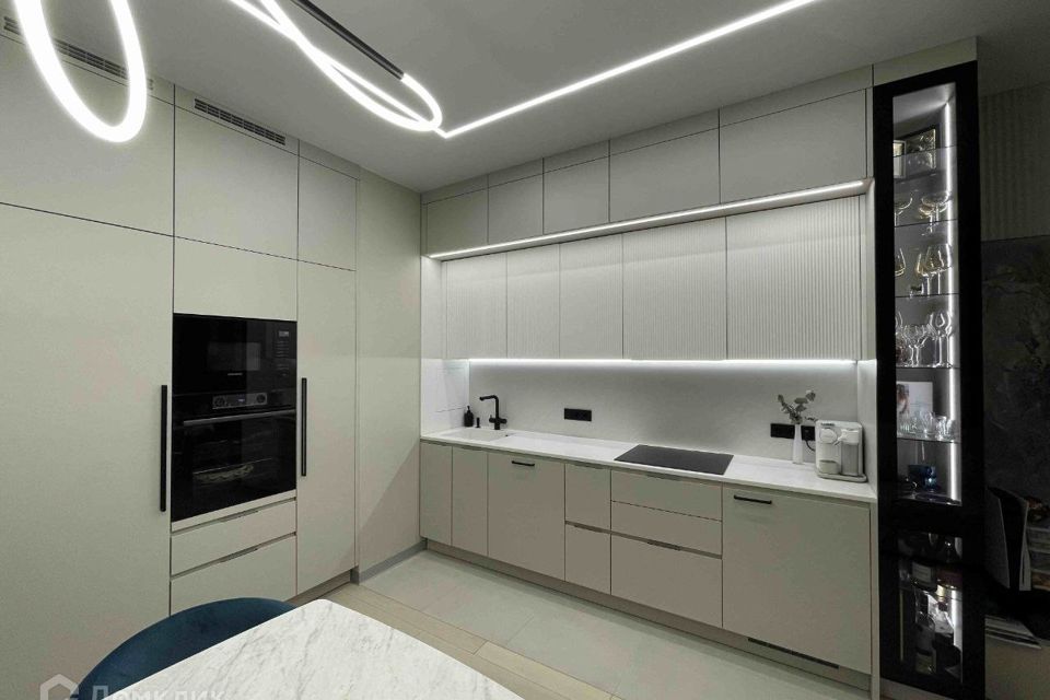 Продаётся 2-комнатная квартира, 75.2 м²