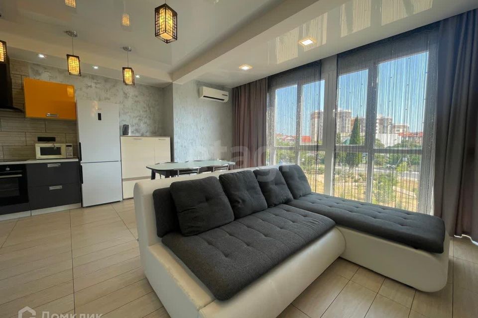 Продаётся 1-комнатная квартира, 51 м²