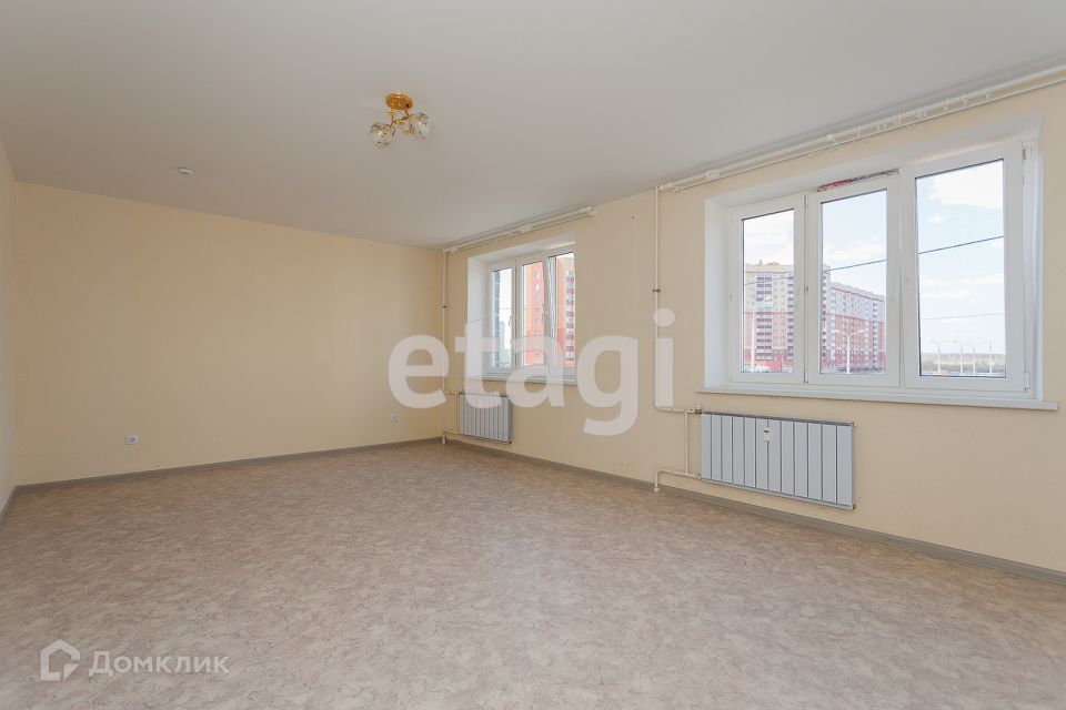 Продаётся 1-комнатная квартира, 47.9 м²