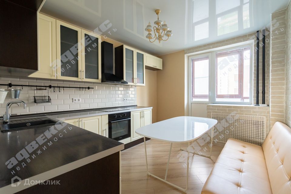 Продаётся 2-комнатная квартира, 55.7 м²