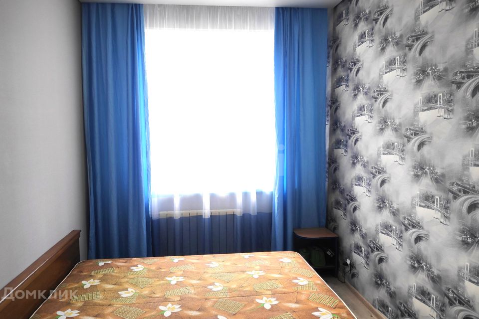 Продаётся 4-комнатная квартира, 111.2 м²