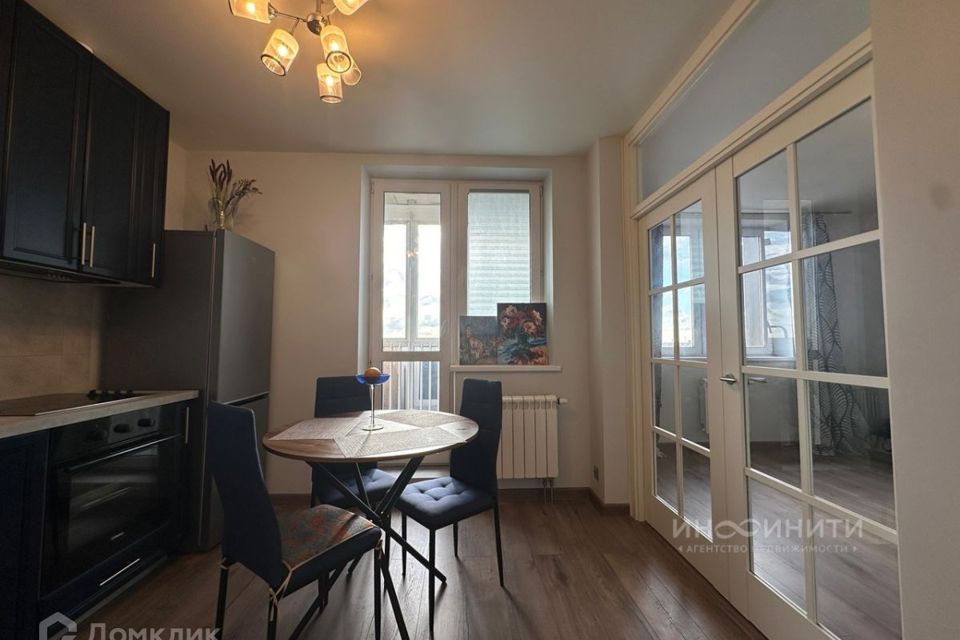 Продаётся 1-комнатная квартира, 41.5 м²